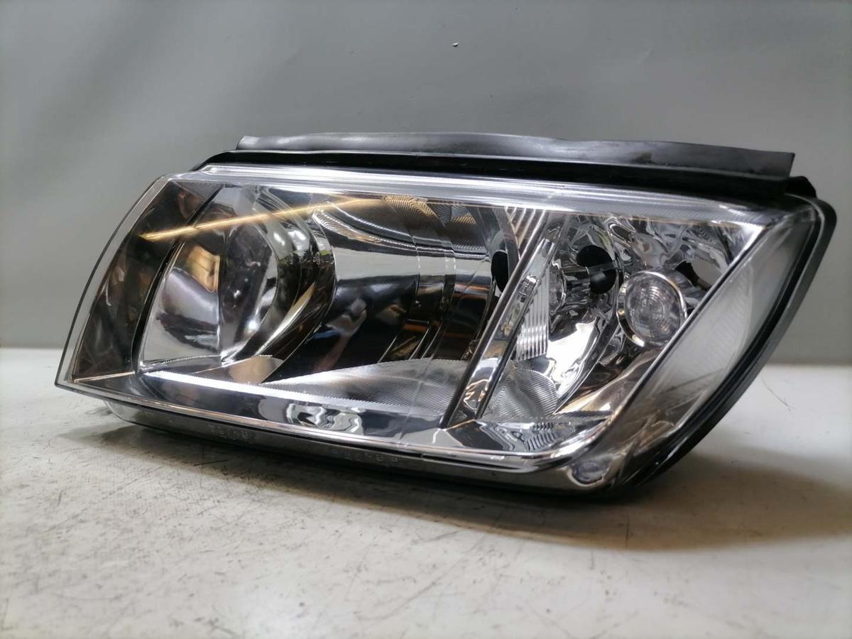 Skoda Fabia 6Y Scheinwerfer links Halogen Chrom Hintergrund Zubeh&ouml;r Bj.2007